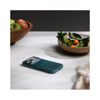 Beats iPhone 17 Pro Rugged Case with MagSafe and Camera Control – Blu Roccioso